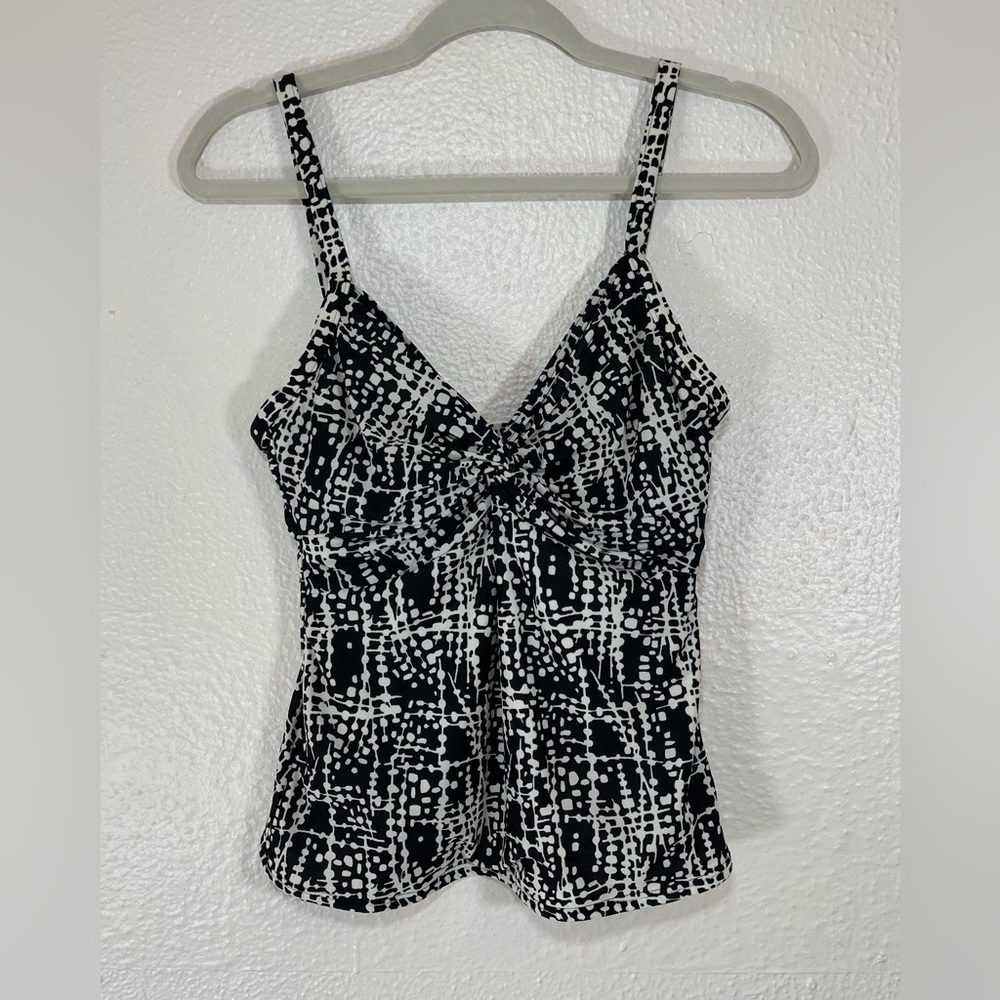 Miraclesuit Roswell Tankini Swim Top Black White Underwire Twist Front Women’s 8